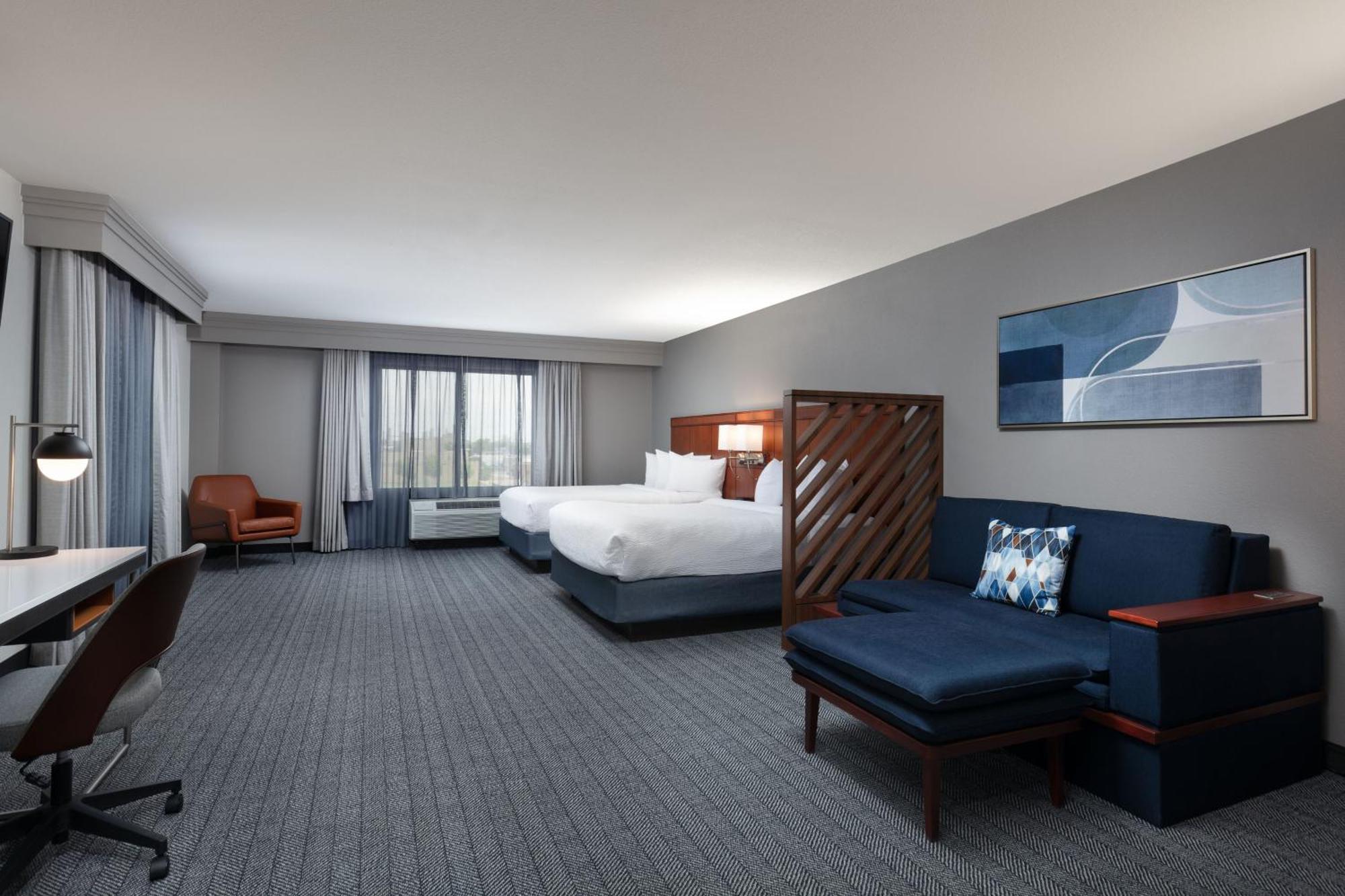 Courtyard By Marriott Wichita At Old Town Hotel Kültér fotó
