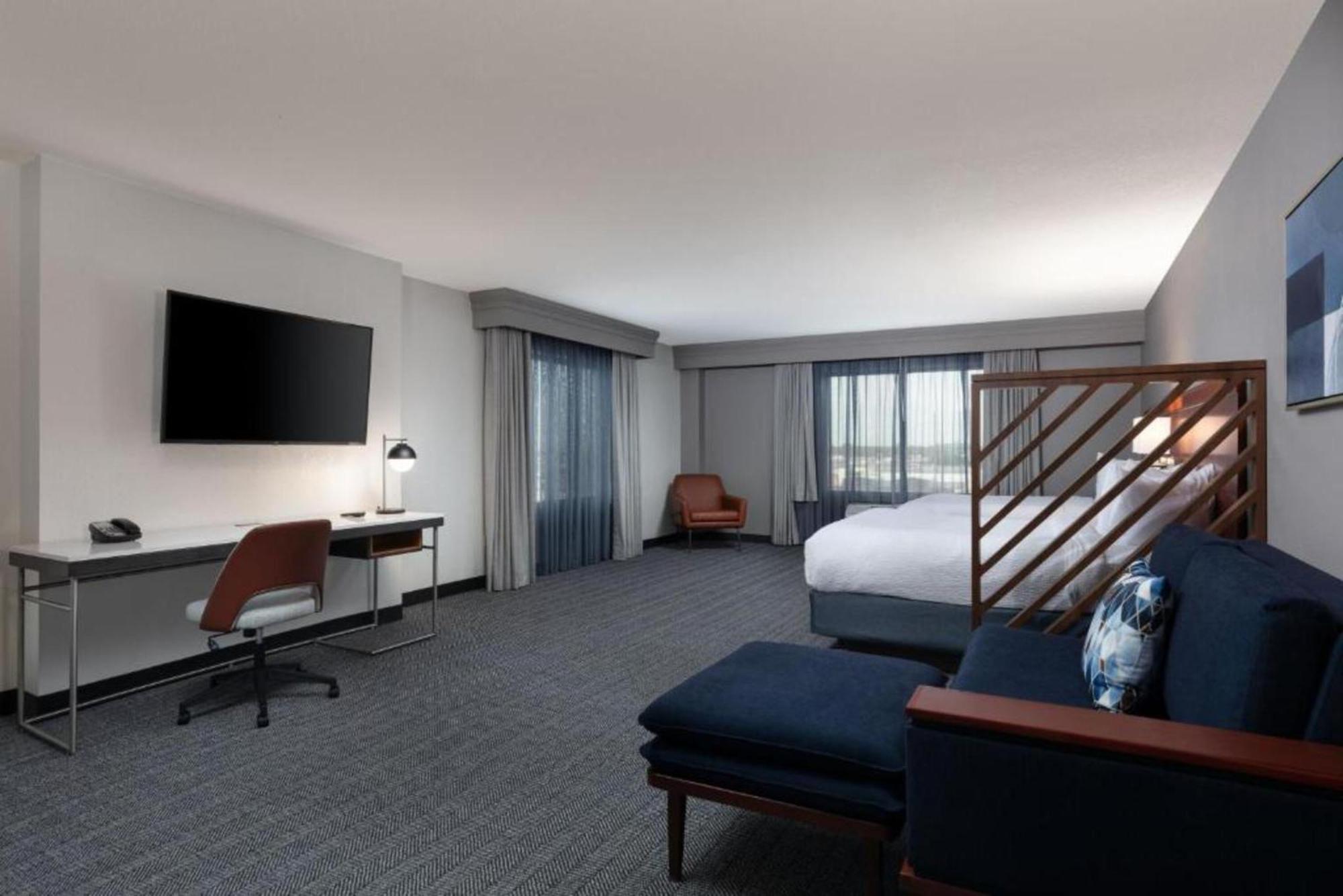 Courtyard By Marriott Wichita At Old Town Hotel Kültér fotó