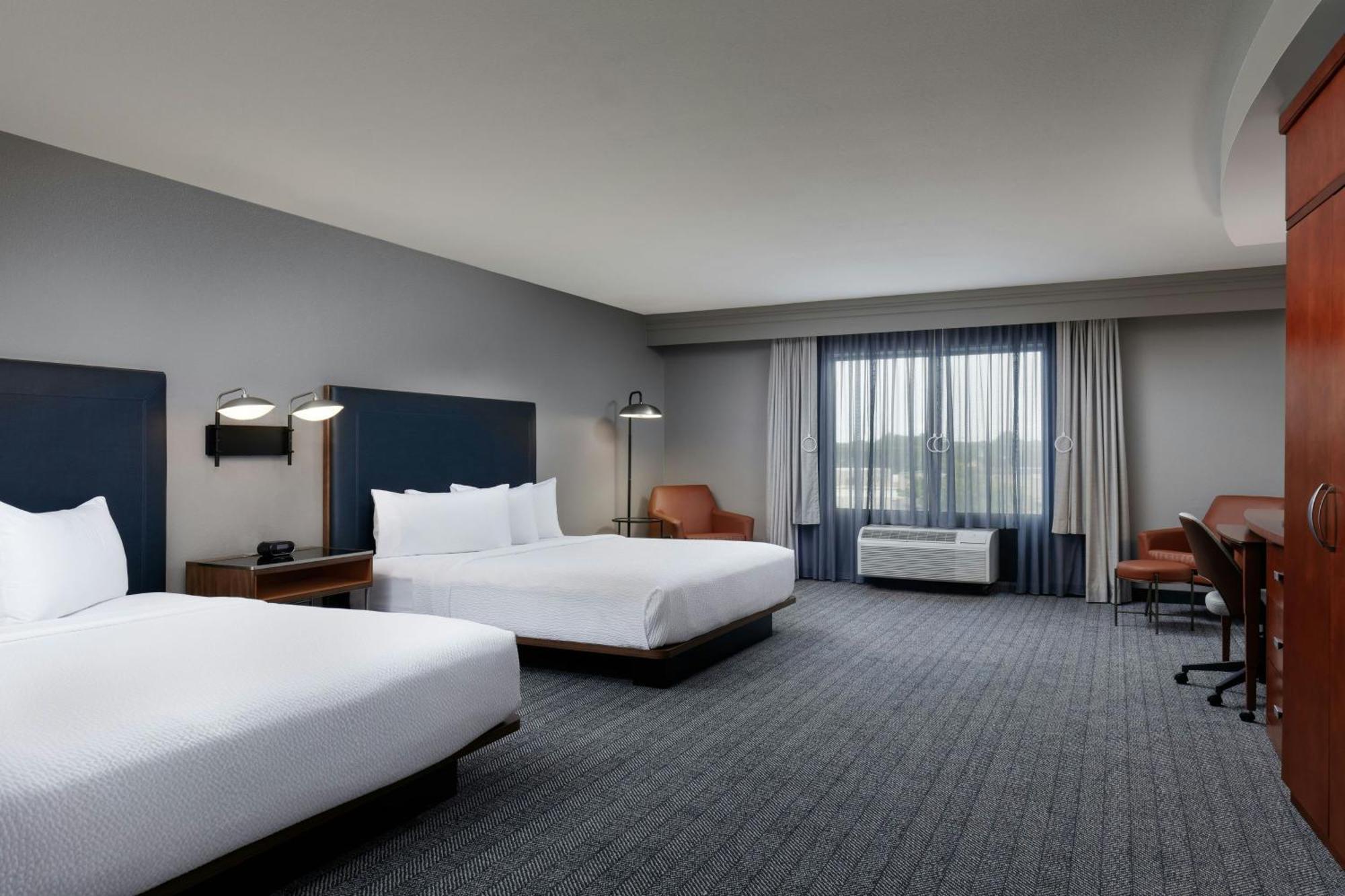 Courtyard By Marriott Wichita At Old Town Hotel Kültér fotó